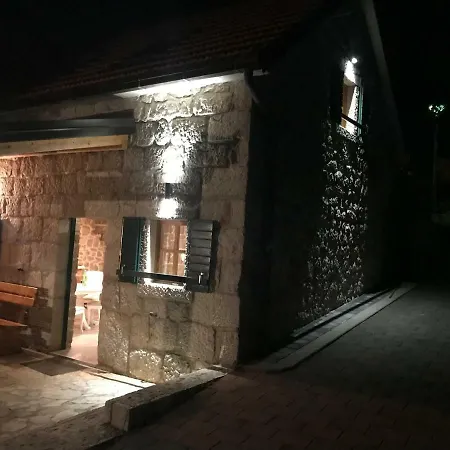 Stone House Near Makarska Imotski
