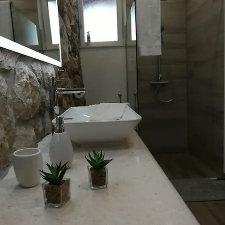 Stone House Near Makarska Imotski