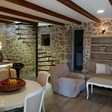 Stone House Near Makarska Vakantiehuis *