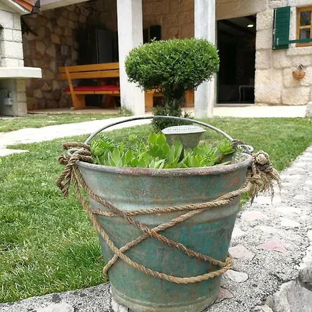 Vakantiehuis Stone House Near Makarska Imotski
