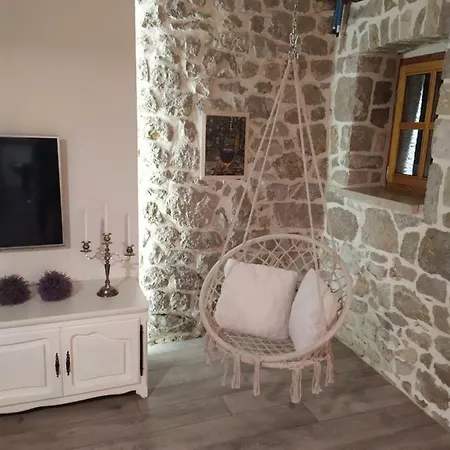Stone House Near Makarska Vakantiehuis