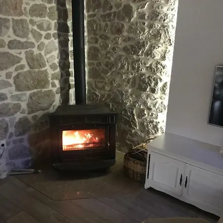 Vakantiehuis Stone House Near Makarska